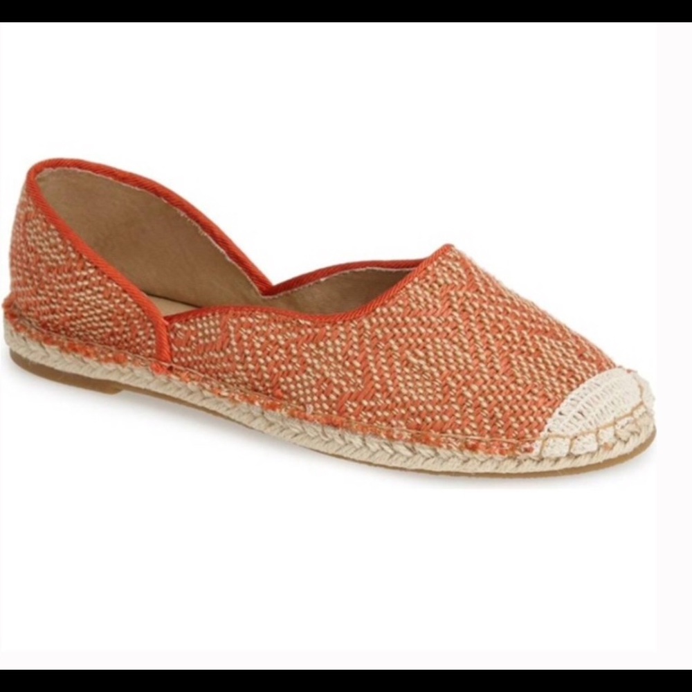 “NWT” GEE WaWa Espadrille Orange Flat